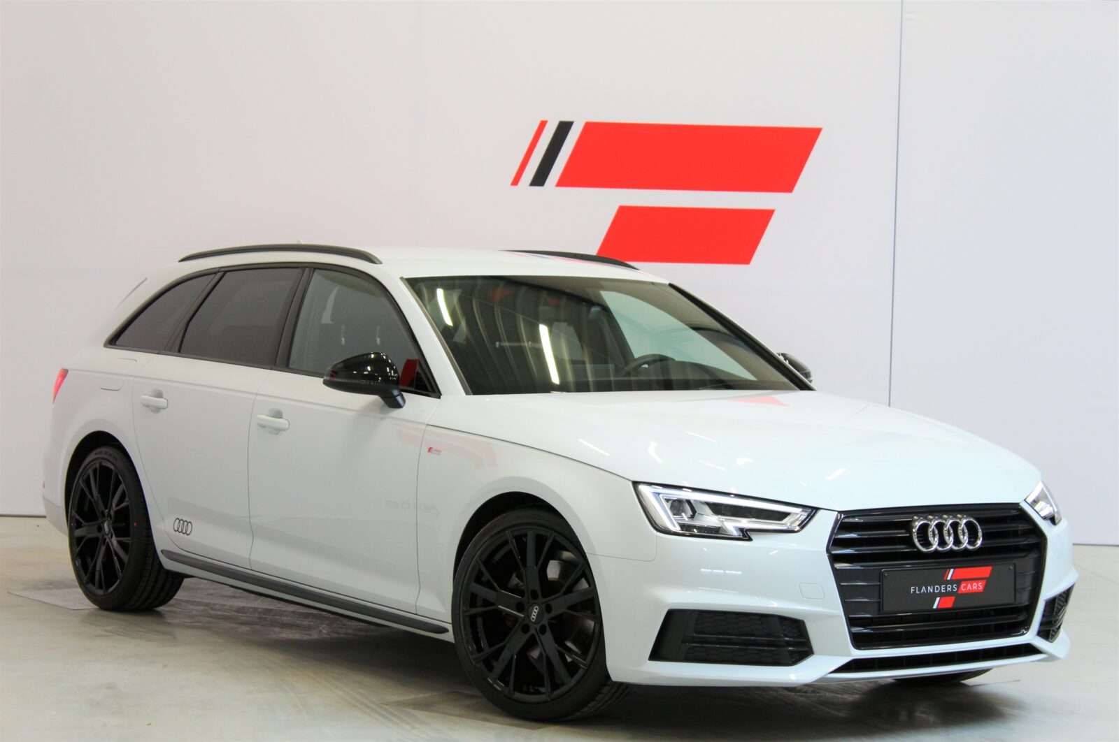 Audi A4 Avant S-Line Black Edition