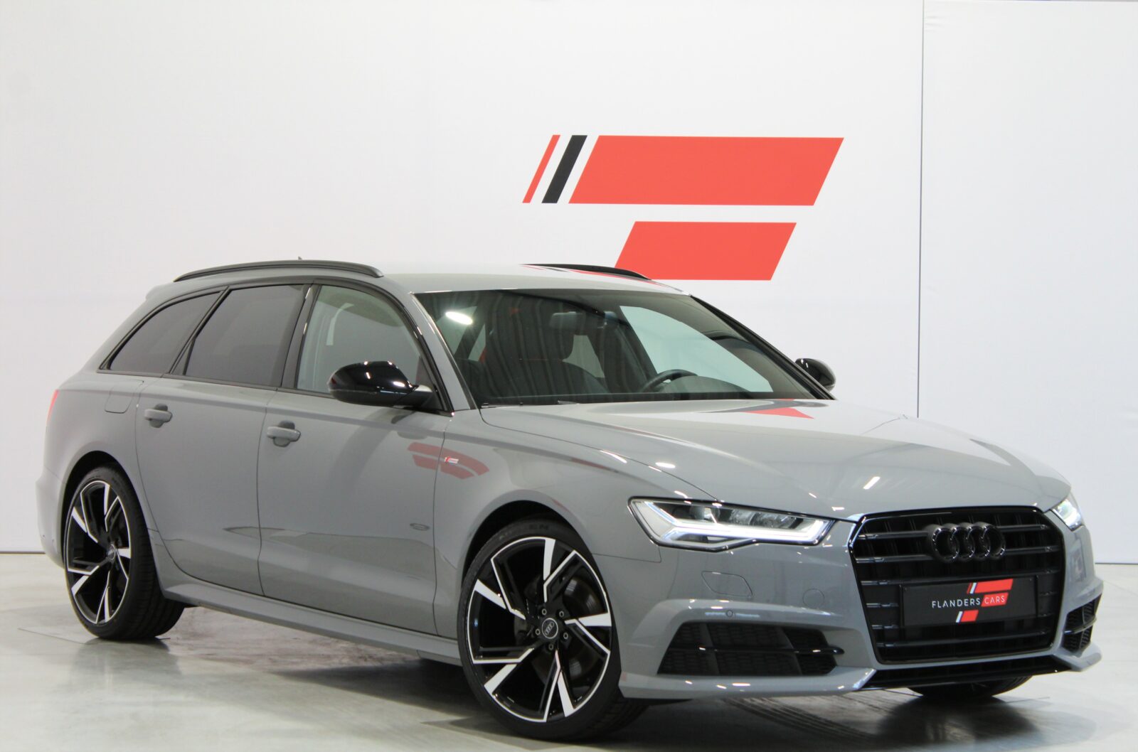 Audi A6 2.0 TDI S-Line PLUS * Black Edition *