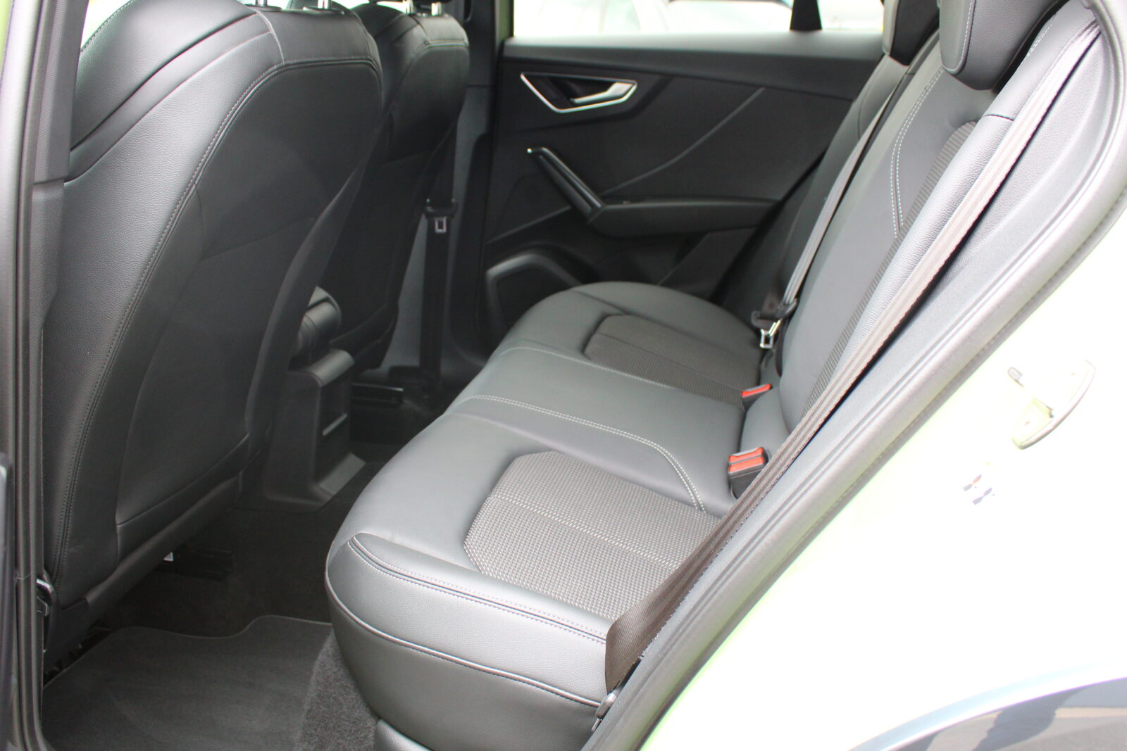 Audi Q2 30 TFSI * S-Line * Black Ed *