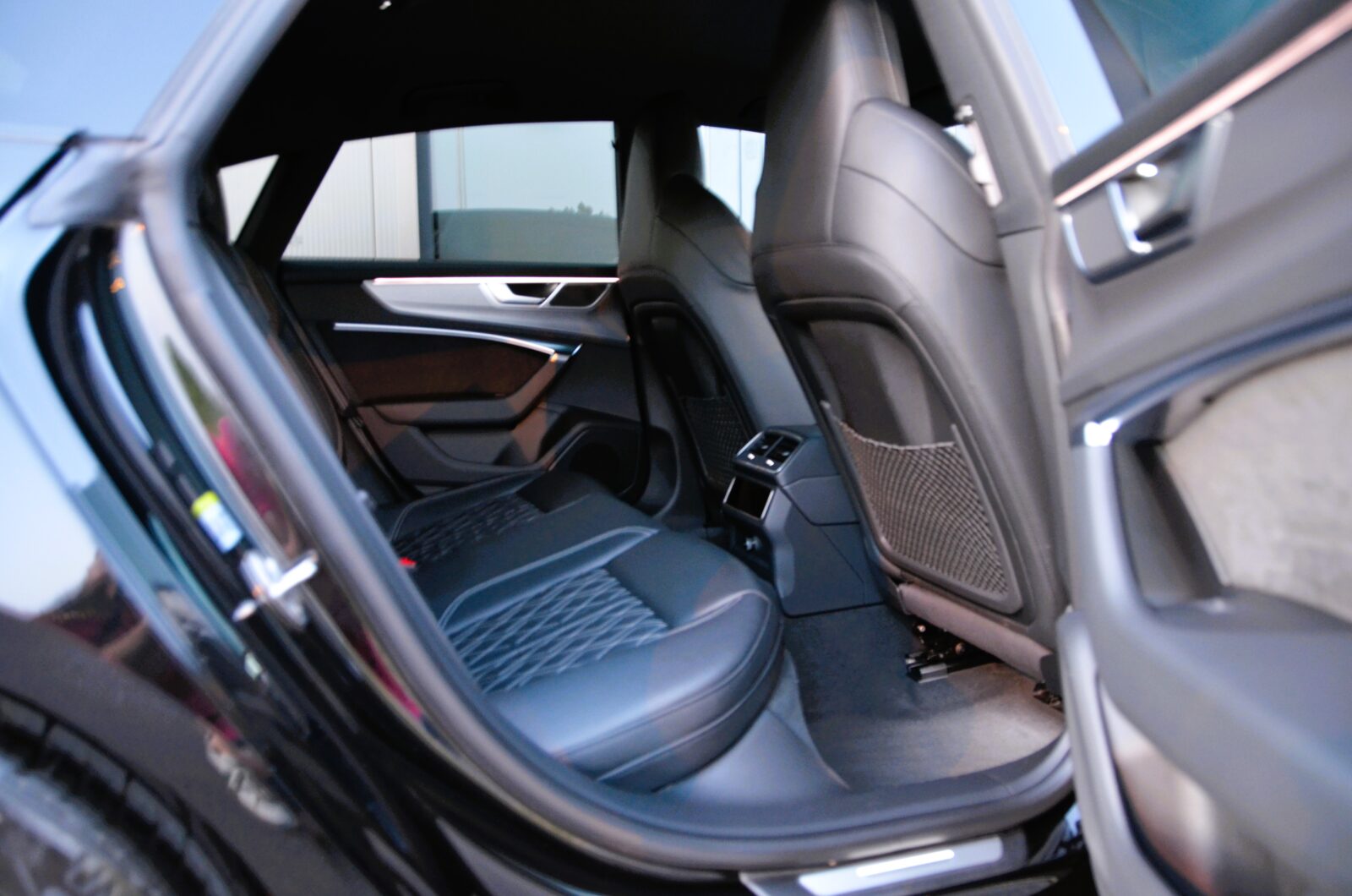 Audi A7 50 TFSIe * HYBRID * S-Line & Black Edition *
