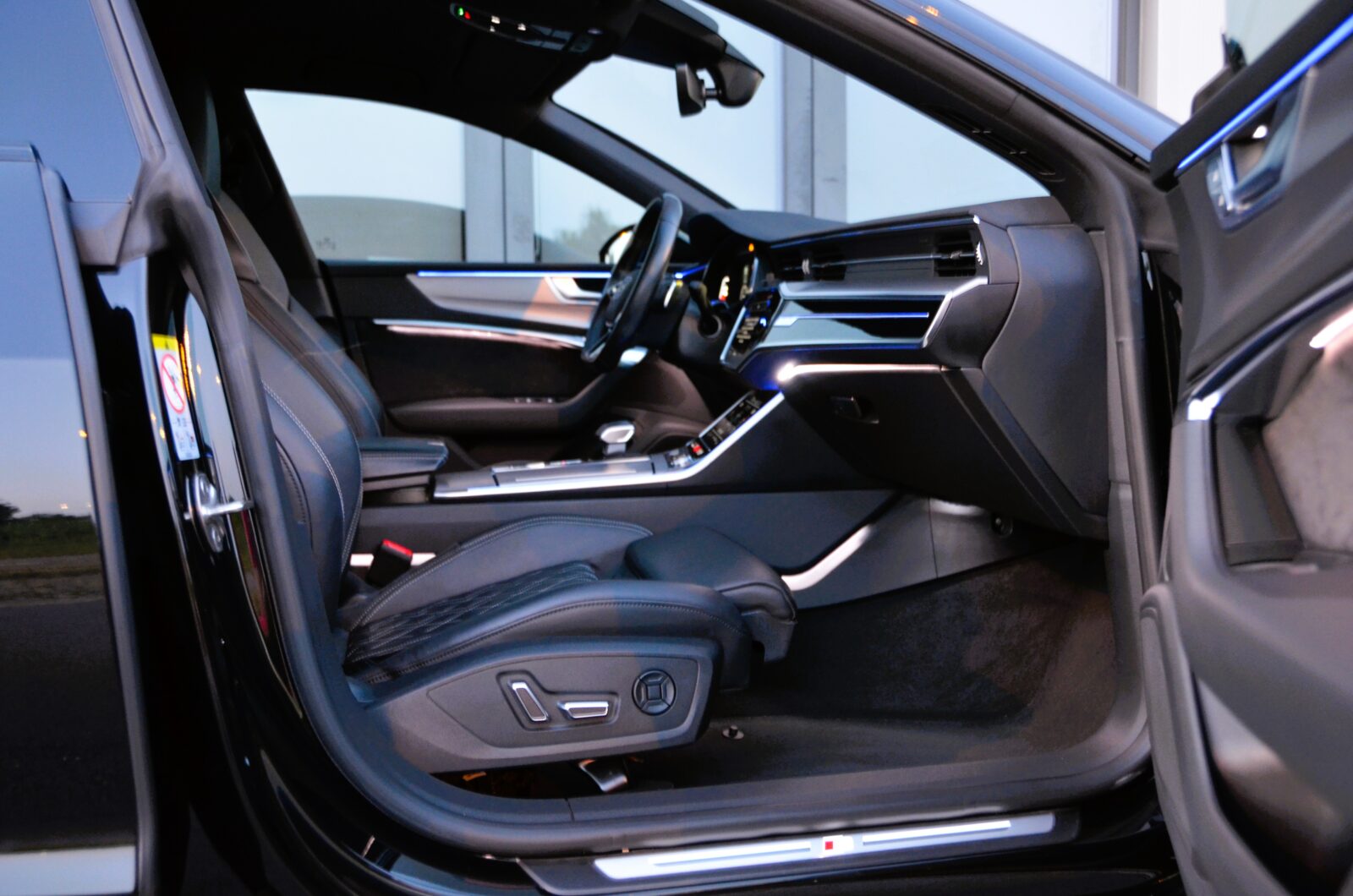 Audi A7 50 TFSIe * HYBRID * S-Line & Black Edition *
