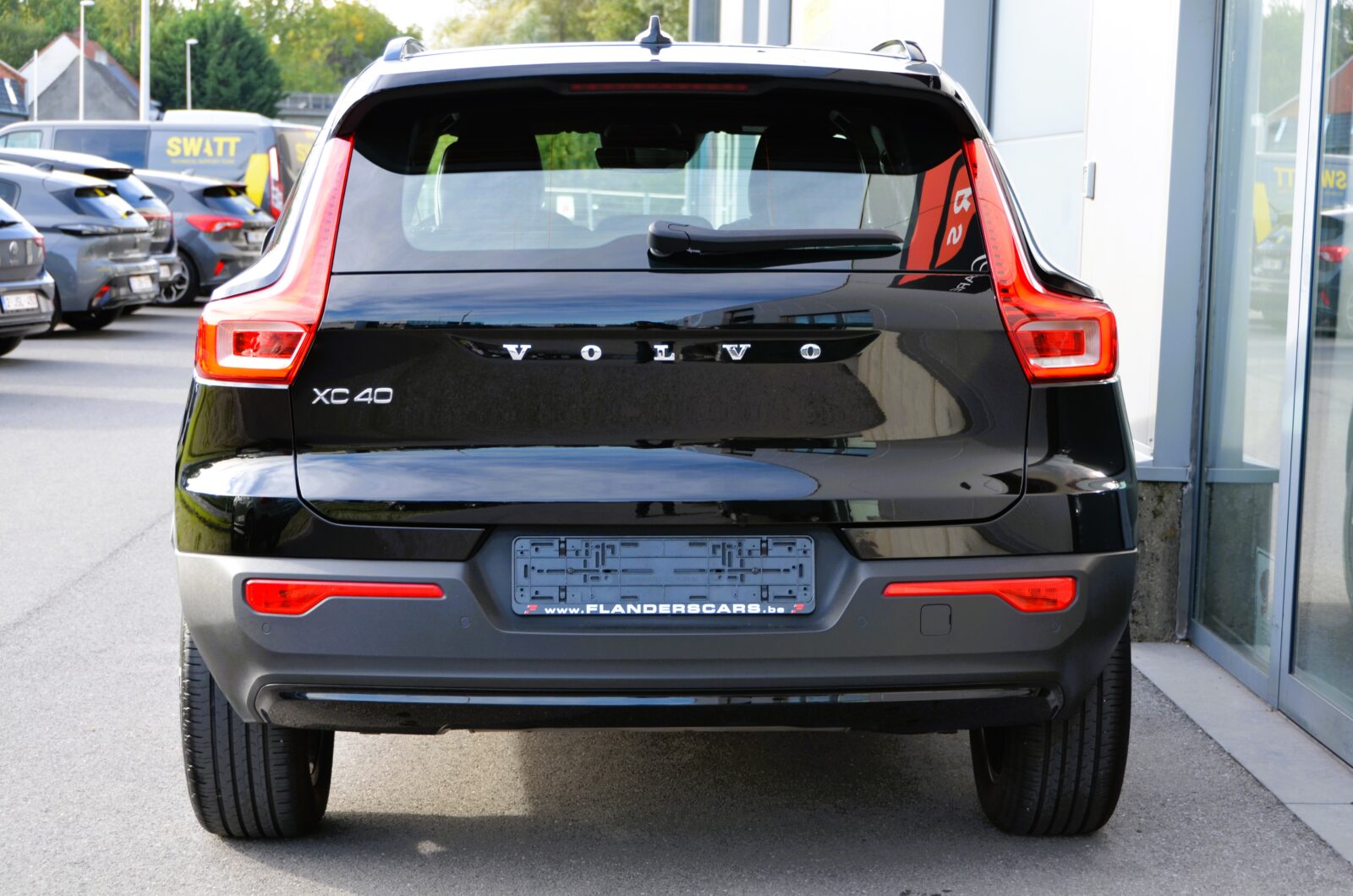 VOLVO XC40 T2 R-Design * BLACK Edition *